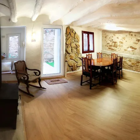 Holiday home Casa Andorinhas 1 Solivella